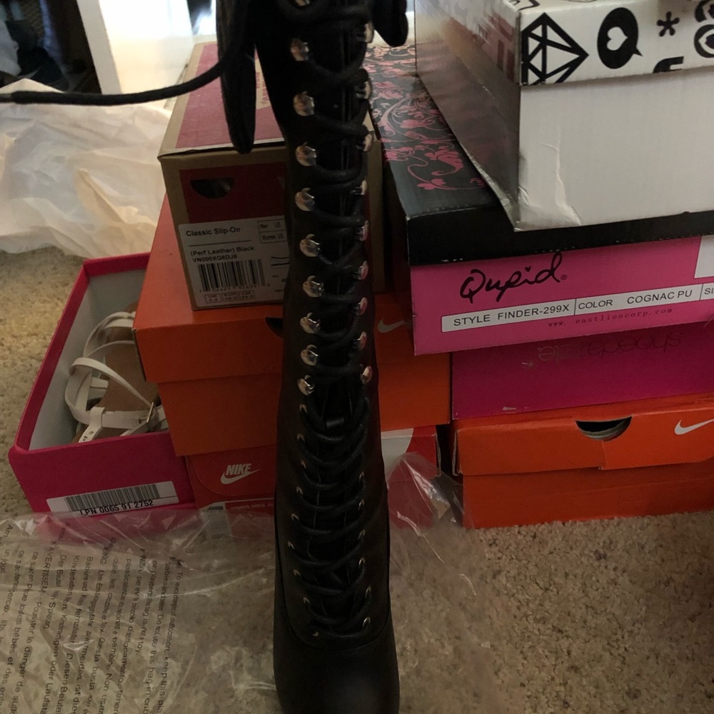 Women’s Black knee high boots size 6